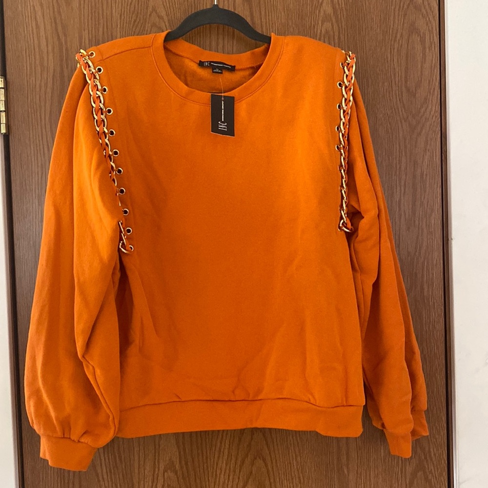 NEW INC CHAIN SWEATER